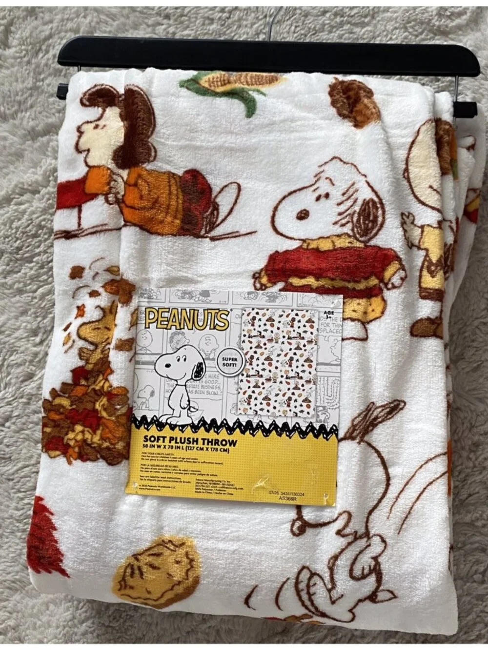 Peanuts Snoopy Fall Autumn Throw Blanket Charlie Lucy Franklin 50” X 70” NEW